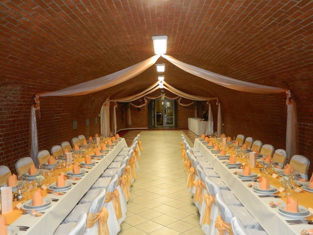 Hotel Familia Zamárdi Dış mekan fotoğraf