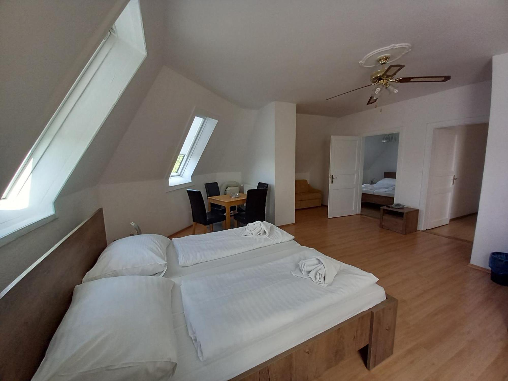 Hotel Familia Zamárdi Dış mekan fotoğraf
